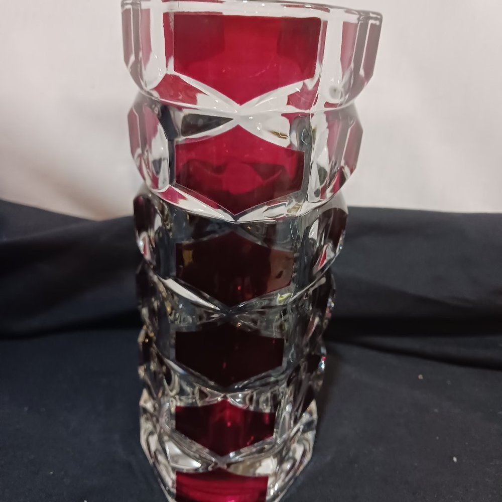 Vintage J.G. Durand Luminarc vase